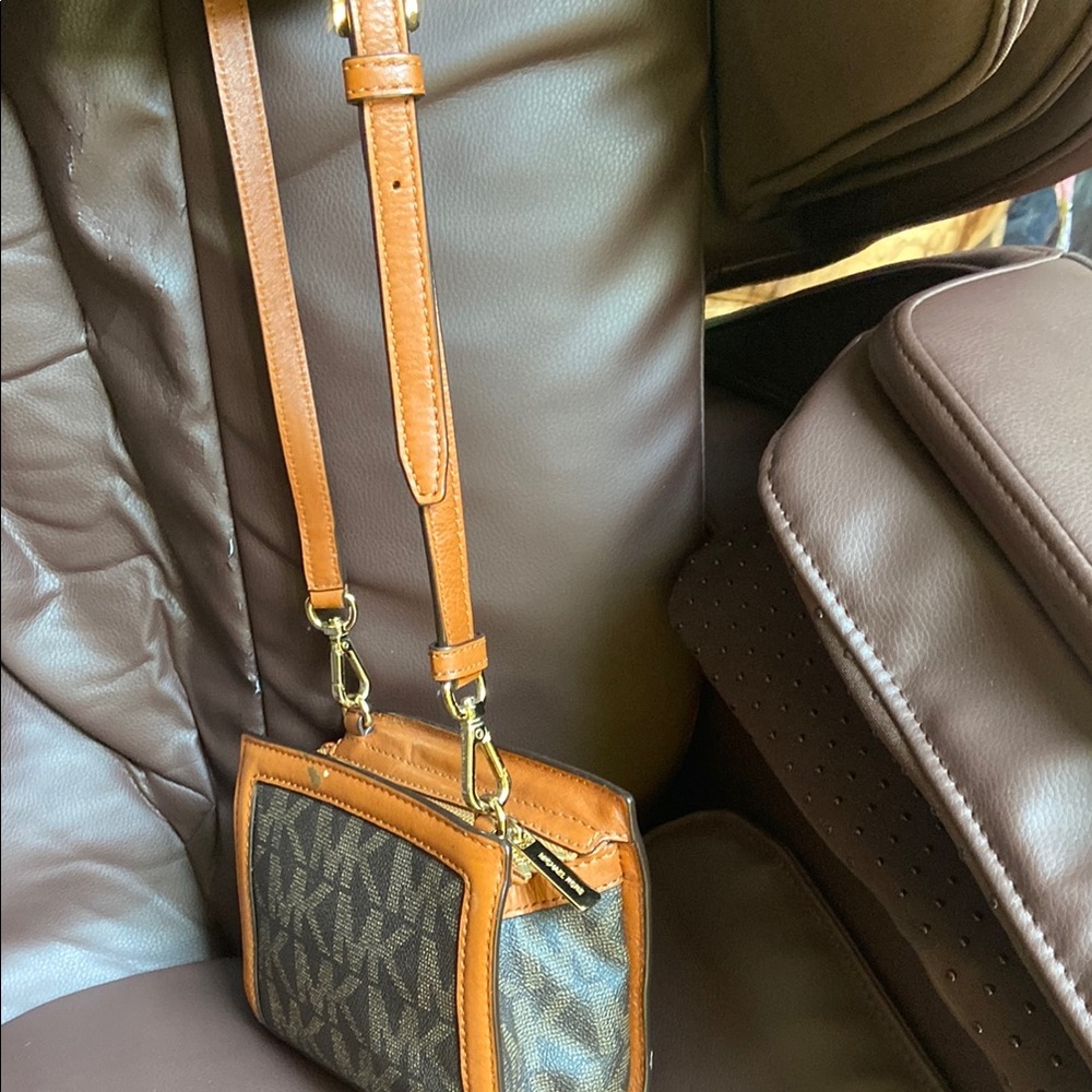 Michael Kors Brown and Tan Crossbody Bag - Picture 4 of 7